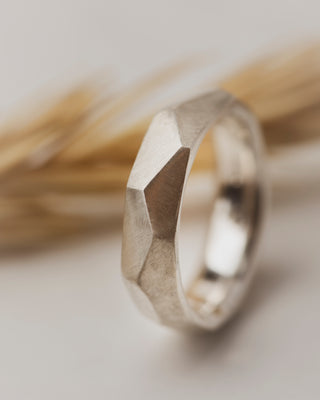 Multi-faceted sterling silver Vertex band in brushed finish